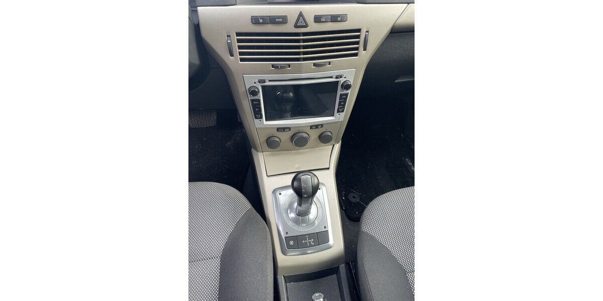 Opel Astra H GTC 143.000 km 3.600 &euro; Hameln 31785