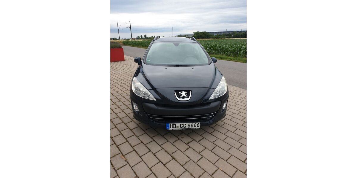 Peugeot 308 128.000 km 3.900 &euro; Ladenburg 68526