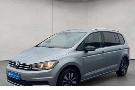 VW Touran 25.830 km 29.890 &euro; Husum 25813