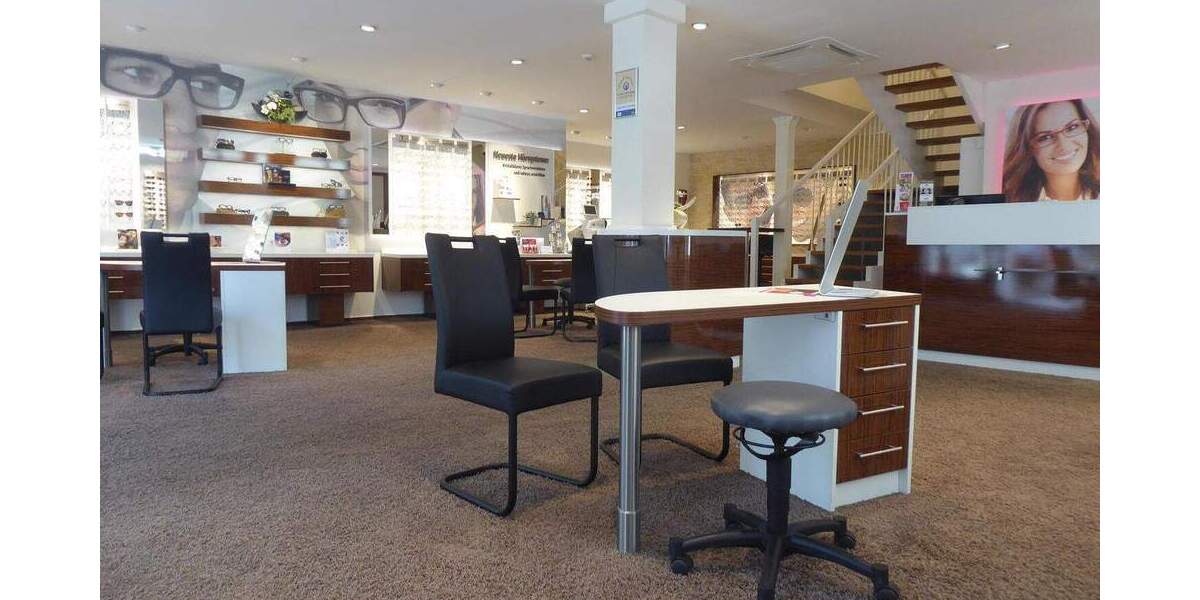 Wunderschön und einmalig: Historisches Wohn- und Geschäftshaus in der Öhringer Innenstadt 1 zimmer