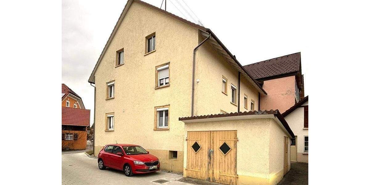 Einfamilienhaus Hilzingen - 8 Zimmer, 200 m&sup2;, 580.000&euro; | Angebot:25400930