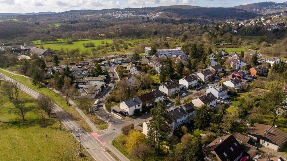 Reihenendhaus Kronberg - 6 Zimmer, 185 m&sup2;, 890.000&euro; | Angebot:26355993