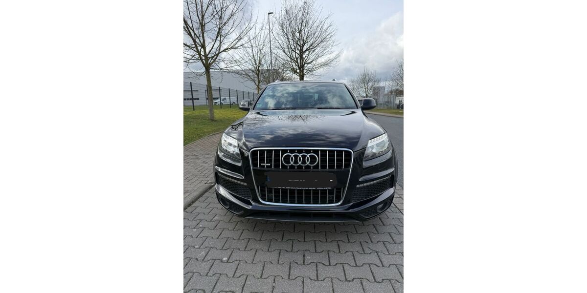 Audi Q7 179.000 km 16.700 &euro; Bielefeld 33729