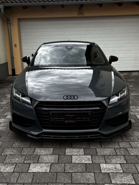 TT