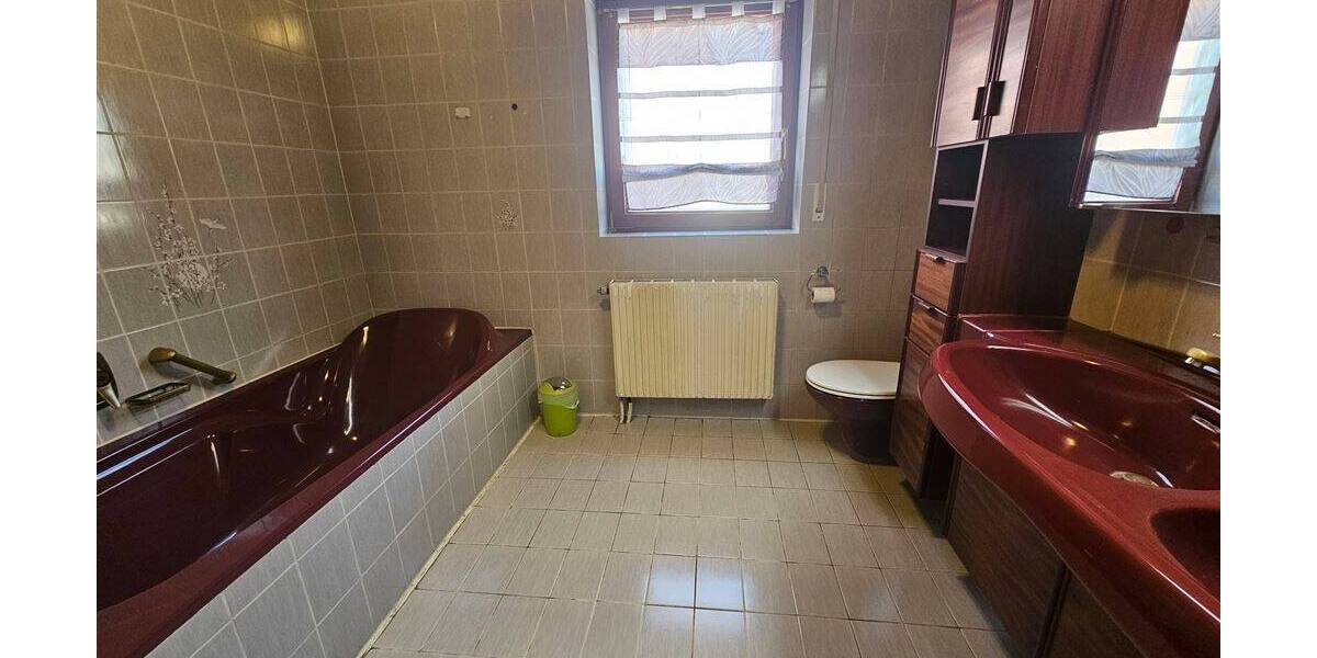 Etagenwohnung Herbrechtingen - 5 Zimmer, 120 m&sup2;, 295.000&euro; | Angebot:26657397