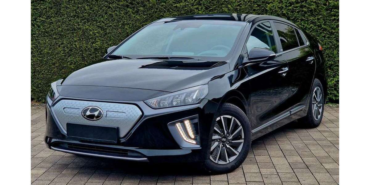 Hyundai IONIQ 18.500 km 18.999 &euro; Bad Lippspringen 33175