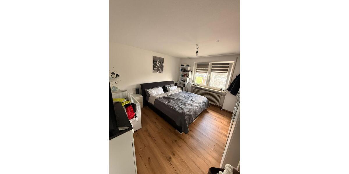Etagenwohnung Oberderdingen - 3 Zimmer, 76 m&sup2;, 1.250&euro; | Angebot:25853869