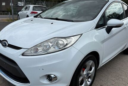 Ford Fiesta 190.000 km 3.800 &euro; Lehre 38165