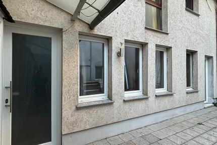 Moderne 3-Zimmer-Maisonette zur Miete im separaten Hinterhaus – K 3 zimmer