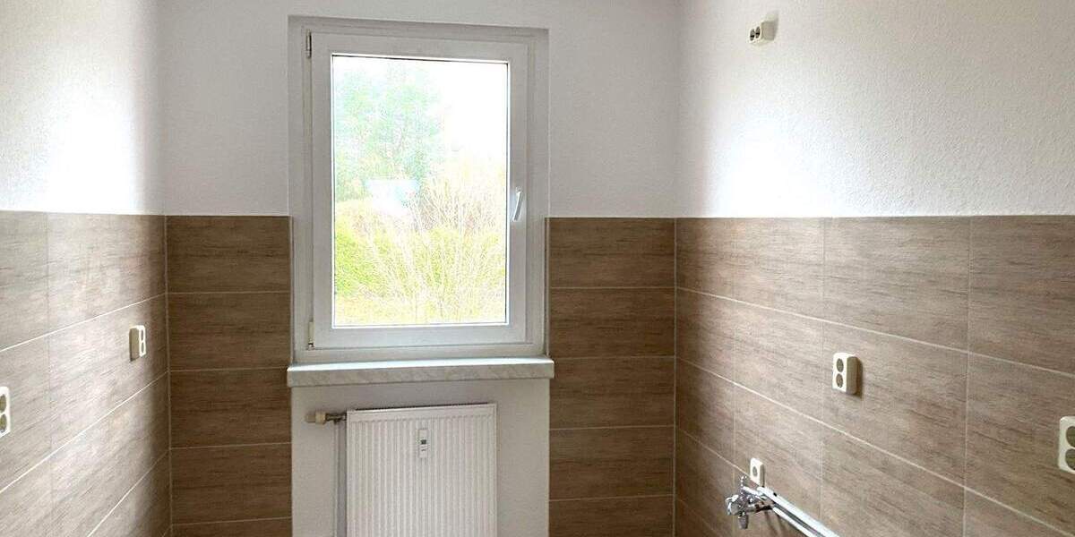 Etagenwohnung Schorfheide Lichterfelde - 3 Zimmer, 66 m&sup2;, 140.000&euro; | Angebot:24773361