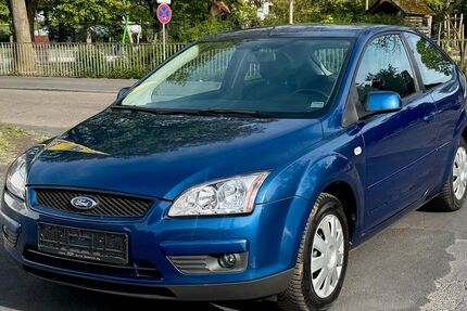 Ford Focus 118.000 km 2.599 &euro; Kassel 34123