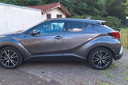 Toyota C-HR 56.500 km 21.700 &euro; Essen 45329