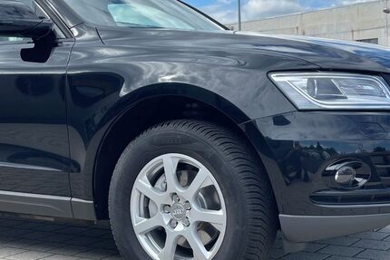 Audi Q5 66.000 km 17.999 &euro; Dessau-Roßlau 06847