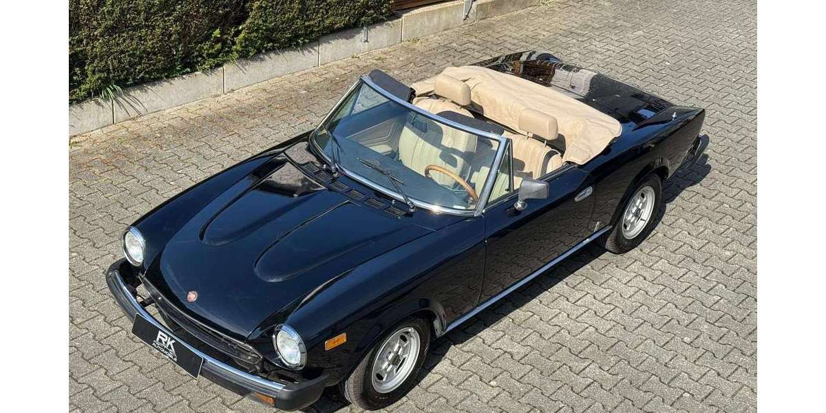 Fiat 124 Spider 87.586 km 15.000 &euro; Solingen 42651