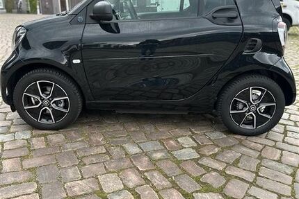 Smart ForTwo 6.500 km 13.750 &euro; Hamburg 22081
