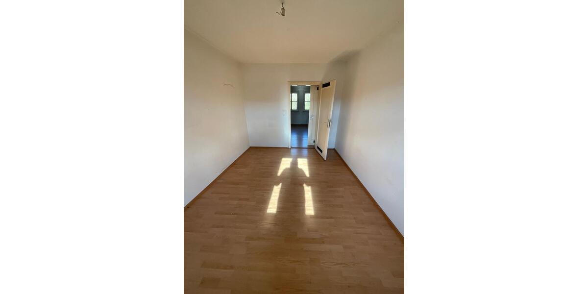 Etagenwohnung Wanfried - 2 Zimmer, 52 m&sup2;, 300&euro; | Angebot:26248067