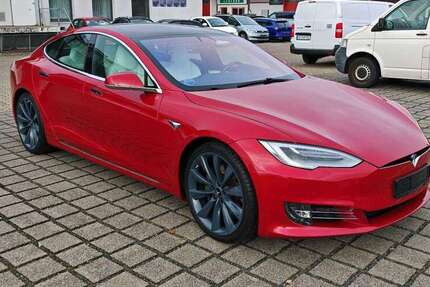 Tesla Model S 75.888 km 31.970 &euro; Braunschweig 38112
