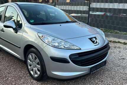 Peugeot 207 160.000 km 1.700 € Chemnitz 09114