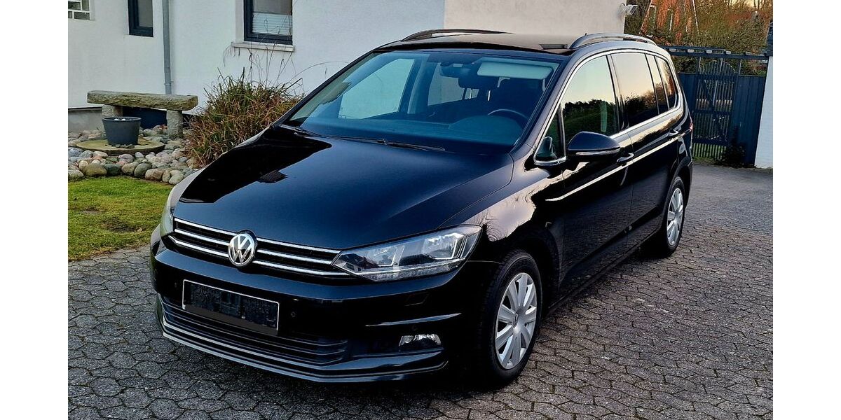 VW Touran 215.500 km 14.490 &euro; Eckernförde 24340