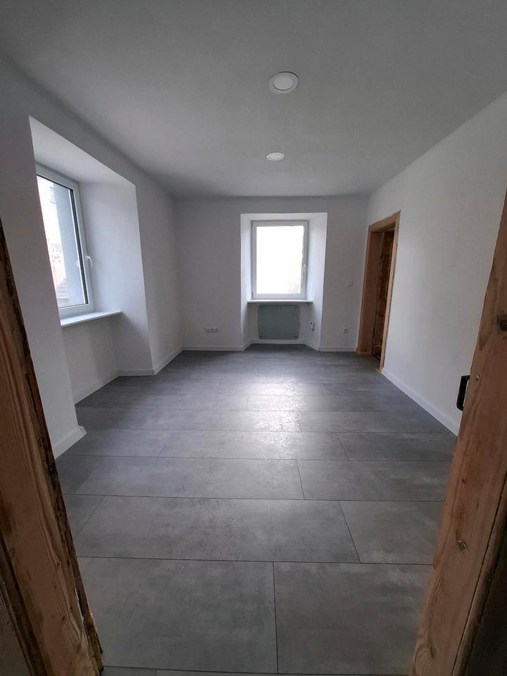 Einfamilienhaus 4,5 ZKB in Saffig - Altbaucharm trifft Moderne zimmer