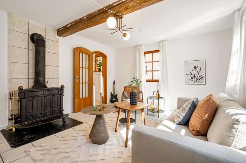 Haus zum Kaufen in Wiesbaden 450.000 € 120 m²