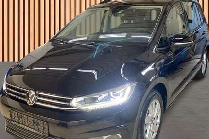 VW Touran 17.000 km 31.890 € Dresden/Weißig 01328