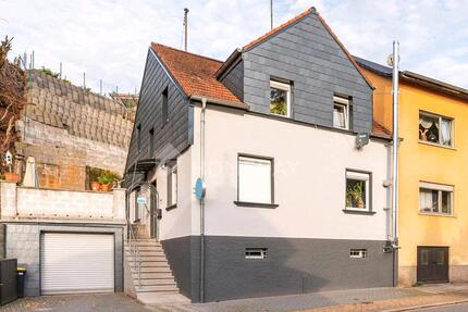 Provisionsfrei Einfamilienhaus mit großem Garten 6 zimmer