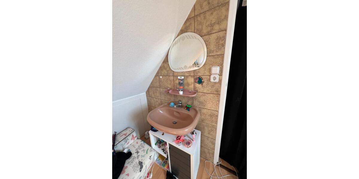 Einfamilienhaus Dreieich - 4.5 Zimmer, 100 m&sup2;, 1.550&euro; | Angebot:25753738