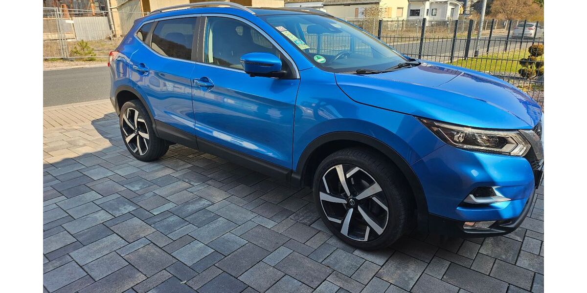 Nissan Qashqai 90.600 km 15.199 &euro; Geratal 99330