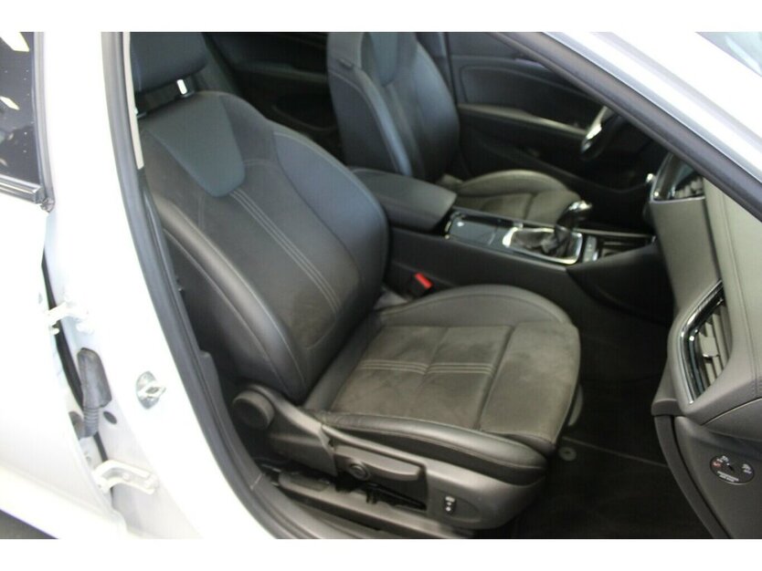 Insignia Sports Tourer 2.0 Exclusive