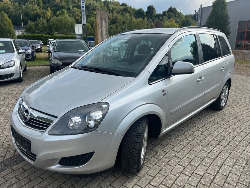 Opel Zafira 160.000 km 3.990 € Lennestadt (Meggen)…. 57368