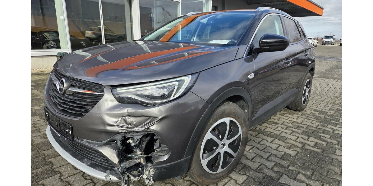 Opel Grandland X 1.2 Start/Stop 120 Jahre Navi/LED 38.696 km 10.900 &euro; Wilsdruff 01723