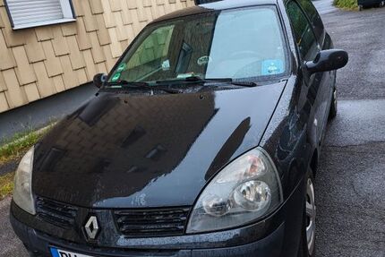 Renault Clio 169.850 km 600 &euro; Duisburg 47055