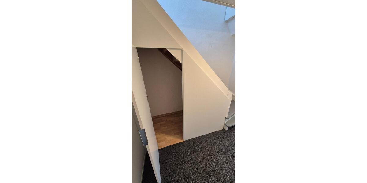 Dachgeschoßwohnung Röbel/Müritz Müritz - 2.5 Zimmer, 67 m&sup2;, 675&euro; | Angebot:26184641