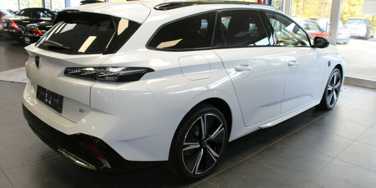 Peugeot 308 SW BlueHDi 130 EAT8 GT 25.665 km 22.980 &euro; Euskirchen 53881