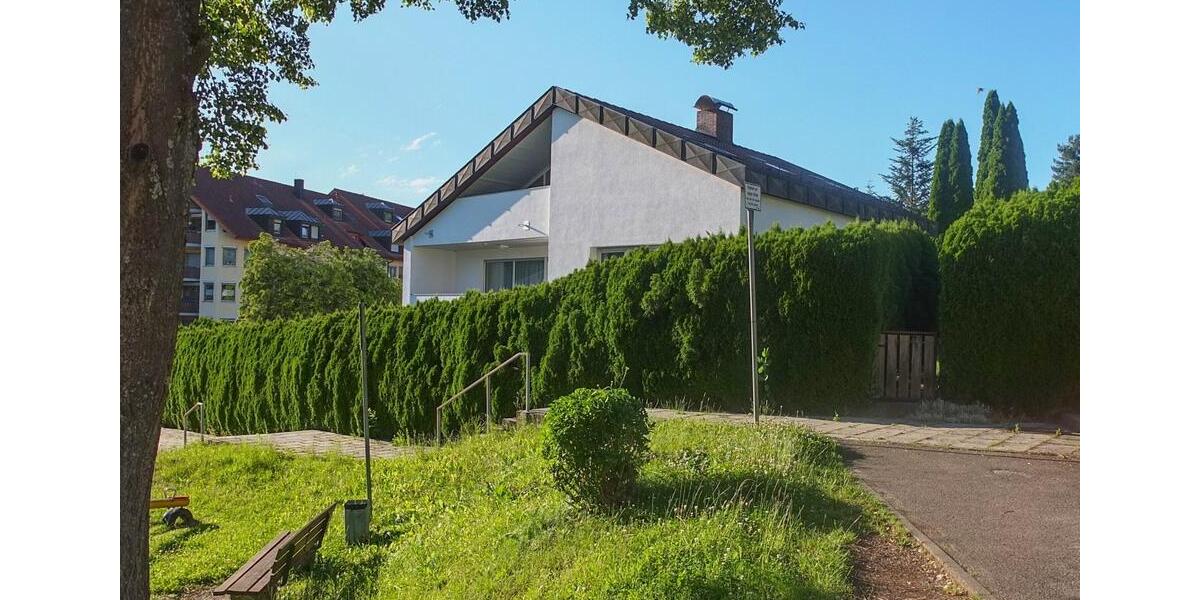 Dachgeschoßwohnung Oberkochen - 3 Zimmer, 57 m&sup2;, 675&euro; | Angebot:25512952
