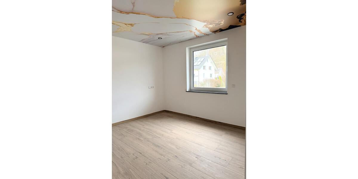 Einfamilienhaus Warburg - 5 Zimmer, 230 m&sup2;, 2.050&euro; | Angebot:26183253