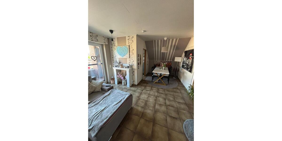 Etagenwohnung Würselen - 3 Zimmer, 73 m&sup2;, 750&euro; | Angebot:26400642