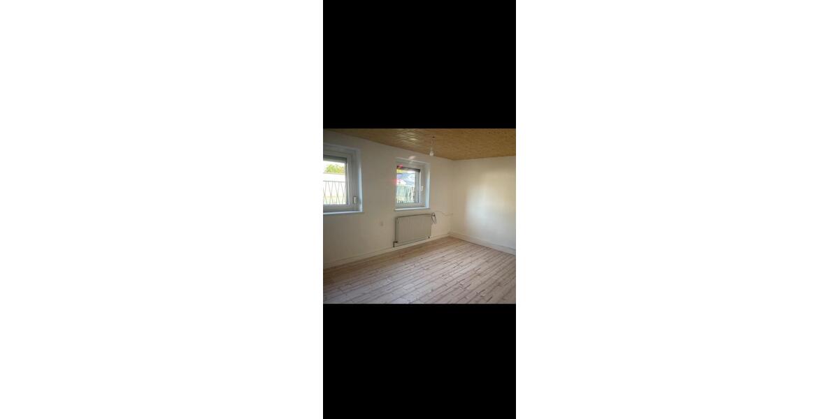 Einfamilienhaus Zeithain - 5 Zimmer, 140 m&sup2;, 99.000&euro; | Angebot:26844505