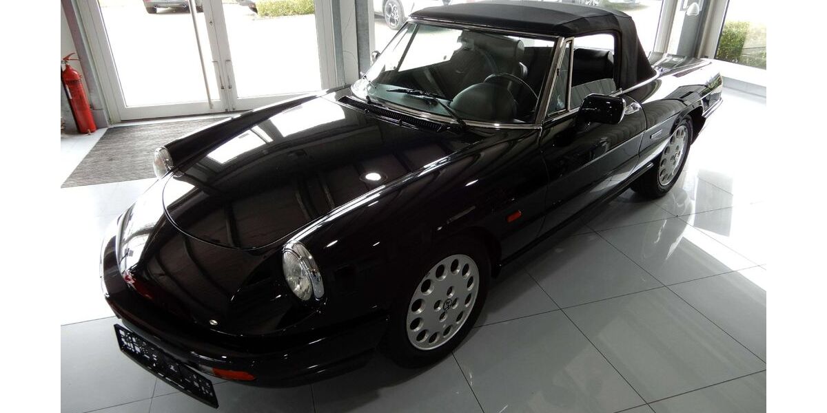 Alfa Romeo Spider 69.200 km 28.900 &euro; Mönchweiler 78087