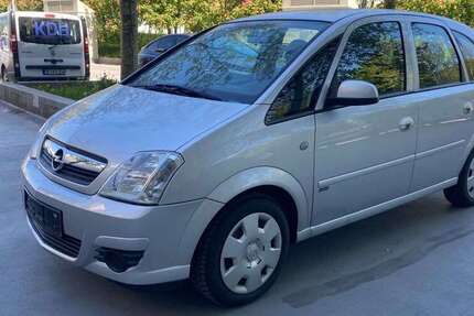Opel Meriva 57.000 km 2.850 &euro; München 80809
