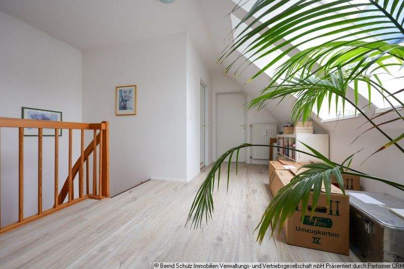 Etagenwohnung Hamburg Rissen - 3 Zimmer, 108 m&sup2;, 1.450&euro; | Angebot:25476060