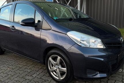 Toyota Yaris 190.000 km 4.100 &euro; Braunschweig 38112