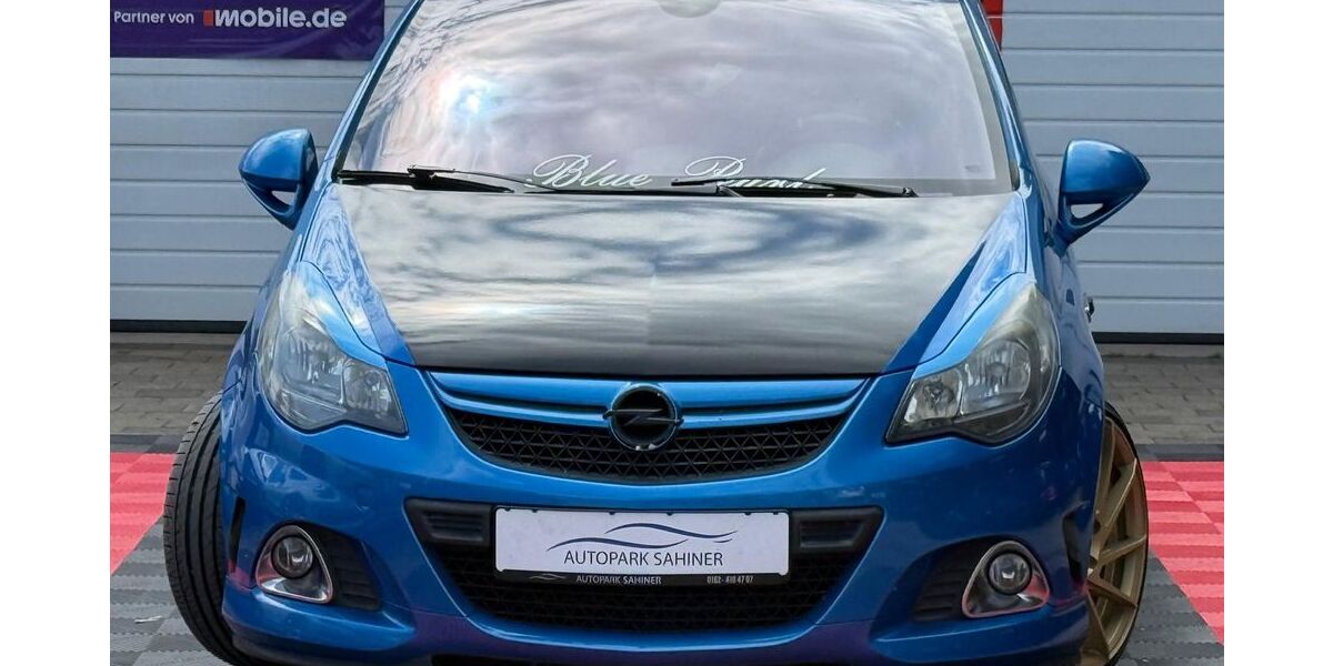 Opel Corsa 105.000 km 9.333 &euro; VÖHRINGEN (LANDKREIS ROTTWEIL BEI STUTTGART) 72189