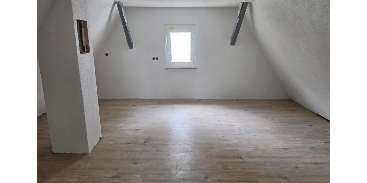 Einfamilienhaus Oberndorf am Neckar - 4 Zimmer, 106 m&sup2;, 109.000&euro; | Angebot:26611977