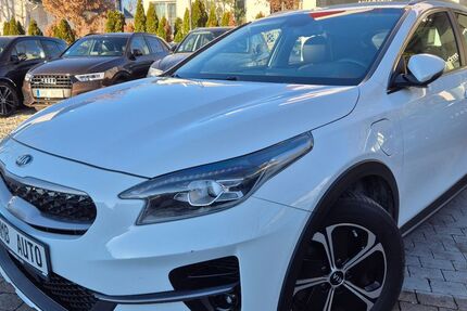 Kia XCeed 51.000 km 18.990 &euro; München 81247