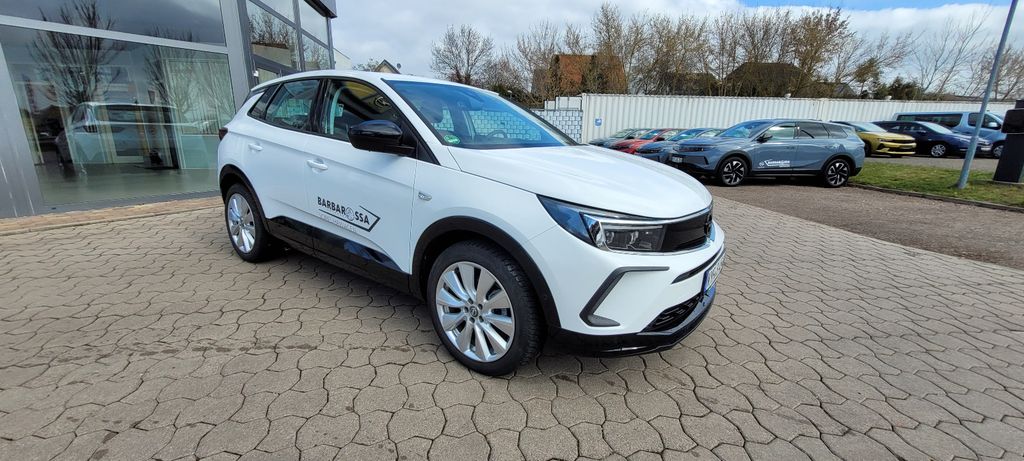 Opel Grandland (X) 5.637 km 26.490 &euro; Artern 06556