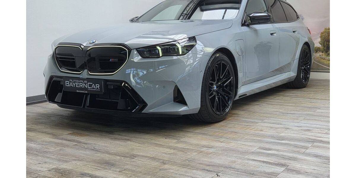 BMW M5 4.600 km 126.989 &euro; Königsbrunn 86343