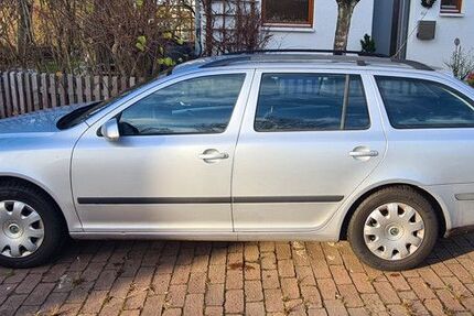 Skoda Octavia 203.300 km 1.800 € Braunschweig 38124