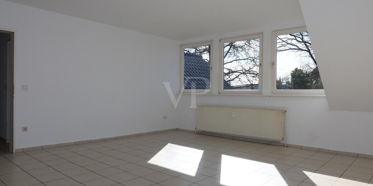 Frisch renovierte 3-Zimmer-Wohnung mit Einbauküche - Dachgeschoßwohnung Emsbüren | Angebot:26943003